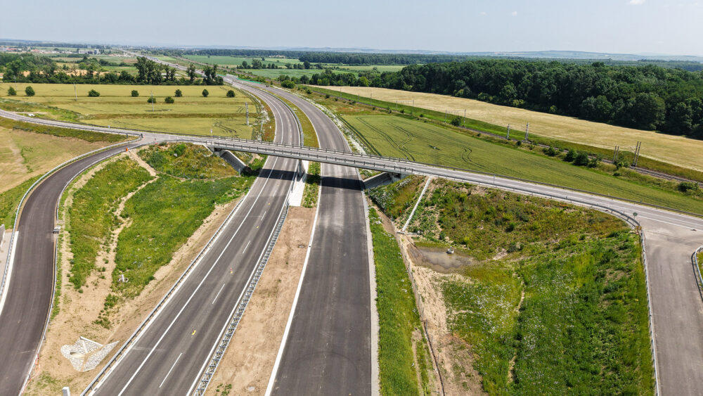 D55 do Bzence zprovozníme kompletně ve čtyřech pruzích ve čtvrtek odpoledne