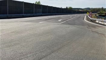 nová část obchvatu -od křižovatky se sil II-390